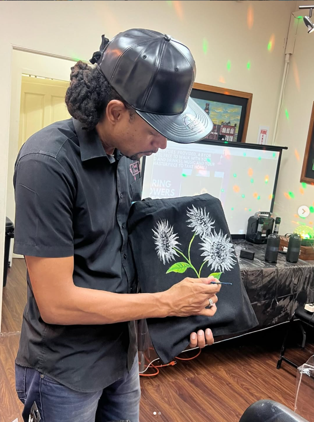 Art educator Mr. Raynor Cielto